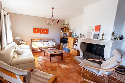 Ferienhaus in Murs mit Schwimmbecken