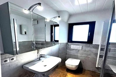 Apartament Mirror Curve