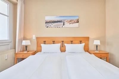 Schöne Ferienwohnung mit Wanne und großem Bal...