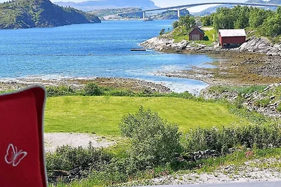8 Personen Ferienhaus in Revsnes