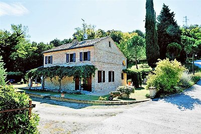 Elegante villa in Montecosaro, Italië met...