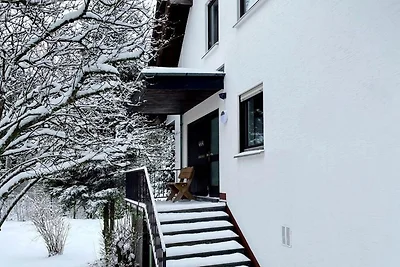 Ferienwohnung mit Balkon und Garten