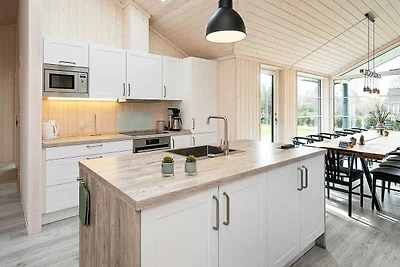 14 Personen Ferienhaus in Væggerløse