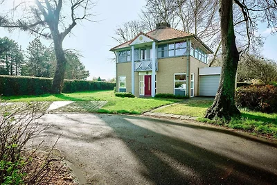 Geräumiges Ferienhaus mit Garten in...