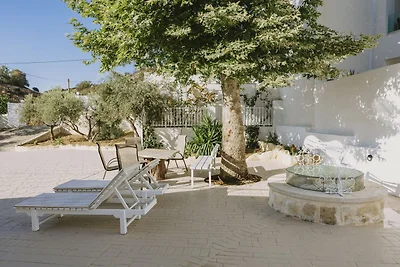 Villa in Panormo mit Pool und Strandnähe