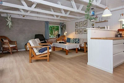 6 person holiday home in Glesborg