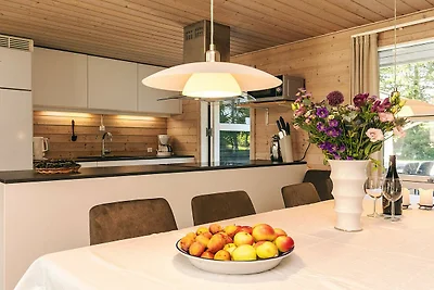 10 Personen Ferienhaus in Væggerløse-By Traum