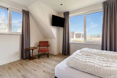 Moderne Villa in der Nähe des Strandes von...