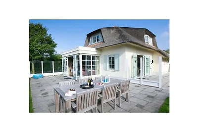 Villa in Domburg mit Schwimmbecken