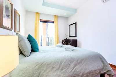 Wohnung in Luz mit Pools und Gärten