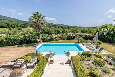 Vakantiehuis in Grimaud met zwembad