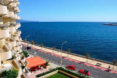 Apartment Phoenicia mit Terrasse