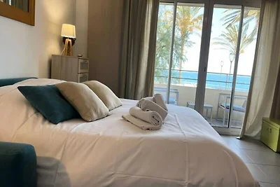 Wohnung in Antibes mit Meerblick