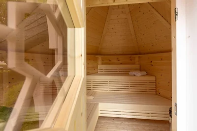Modernes Ferienhaus mit Sauna in Wiek am Meer