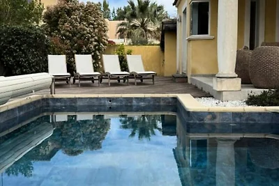 Villa in Grau du Roi mit privatem Pool
