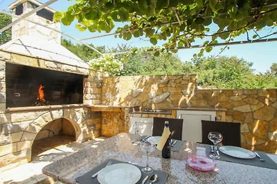 Two Bedroom Apartment with Terrace and Pool