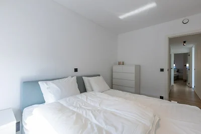 Ruim appartement voor 8 personen vlakbij zee.