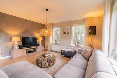 Charmante Villa in der Nähe von Meer und Wald