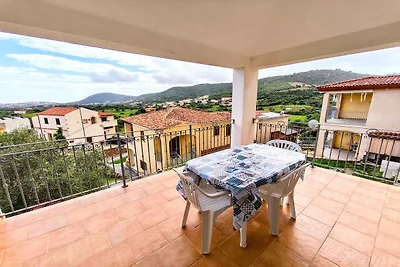 Apartment in der Nähe von Budoni mit Terrasse