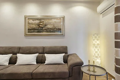 Modern Apartment with Patio in Rapallo