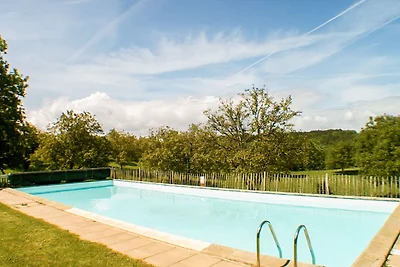 Luxuriöses Landhaus mit Swimmingpool in...