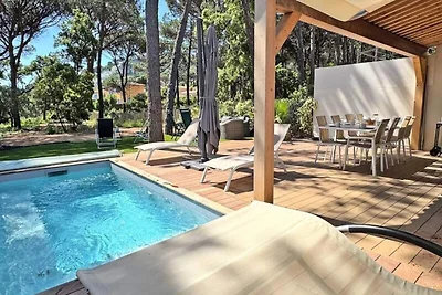 Haus in der Nähe von Sainte-Maxime mit privat...
