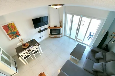 Charmantes Ferienhaus mit Gemeinschaftspool