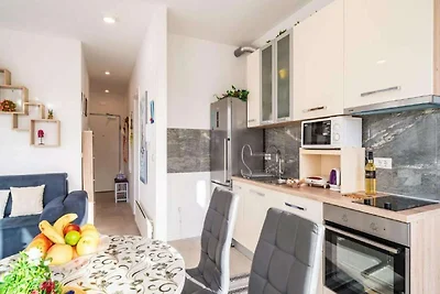 Apartment Anka - One Bedroom Apartment with...