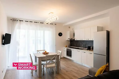 Wohnung in Fasano mit Balkon und Parken