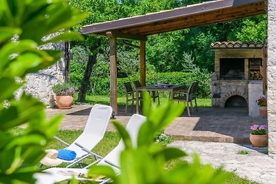 Ferienhaus in Rakalj mit Schwimmbecken