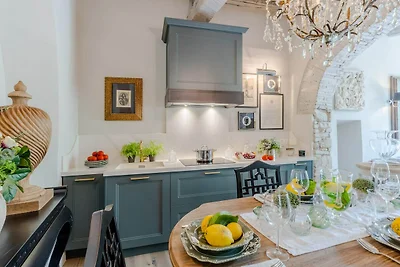 Luxe appartement met privétuin in Lucca