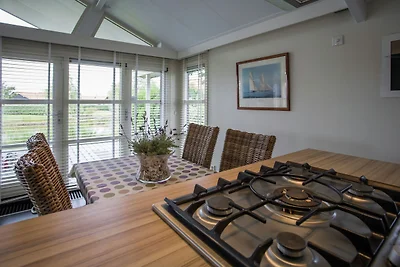 Ferienhaus in Kattendijke mit Terrasse