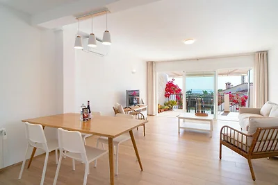 Reihenhaus in Nerja mit Meerblick