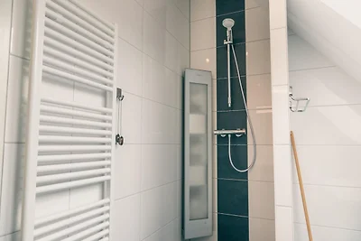 Villa sull'acqua sostenibile con...