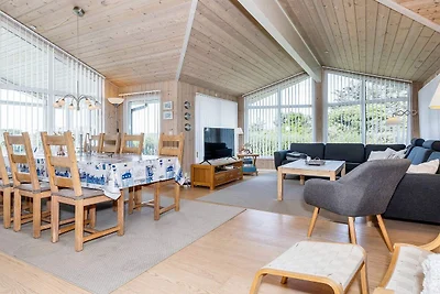Luxuriöses Strandhaus mit Spa