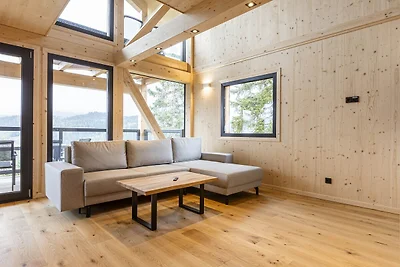 Superior Chalet # 27 with Sauna & Hot Tub