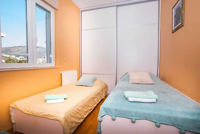 Apartment 3 beaches with free parking