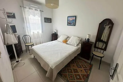 Apartment in Six-Fours in Strandnähe