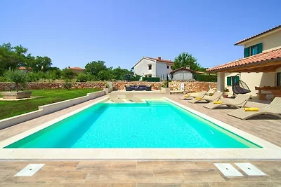 Green Pearl mit beheiztem Pool