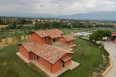 Ferienhaus in Bettona mit Garten