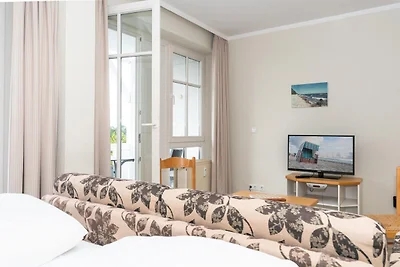 Ferienwohnung mit möblierten Balkon in Sellin