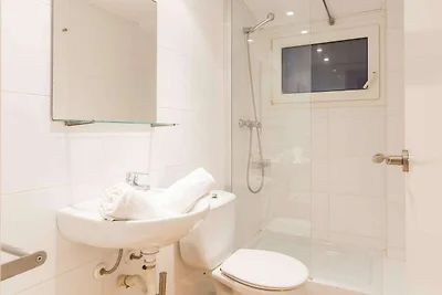 Appartement in Canyelles bij Strand