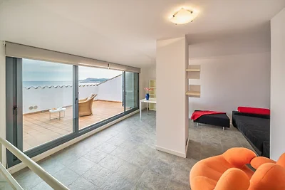 Wohnung, 350 Meter vom Strand Riells entfernt