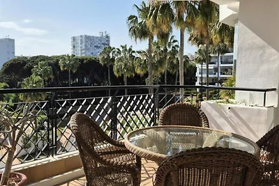 Apartment in Calahonda mit Zugang zum Strand