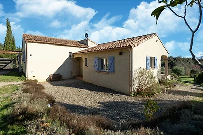 Ruhiges Ferienhaus mit privatem Pool