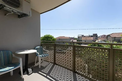 Kastel Stari Sunny Downtown Apartment with Te...