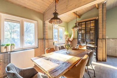 Chalet in La Roche mit Garten