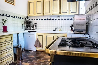 Häuser & Villen für 14 Personen