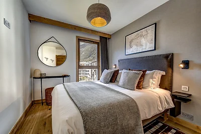 Apartment in Town Centre with 2 Balconies