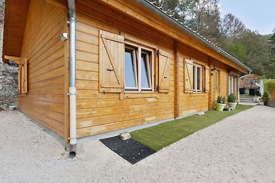 Wunderschönes Ferienhaus mit Kamin in Le...